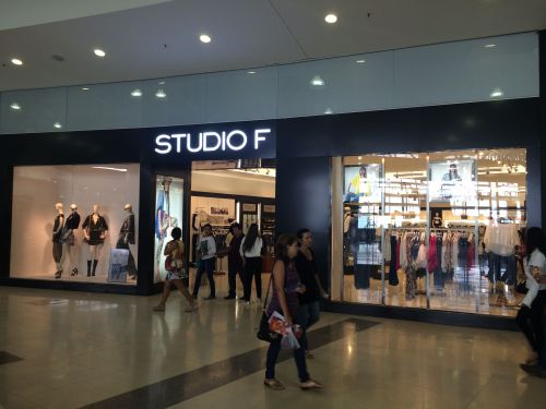 Studio F - Construccion de tienda Centro Comercial Viva Villavicencio - Villavicencio